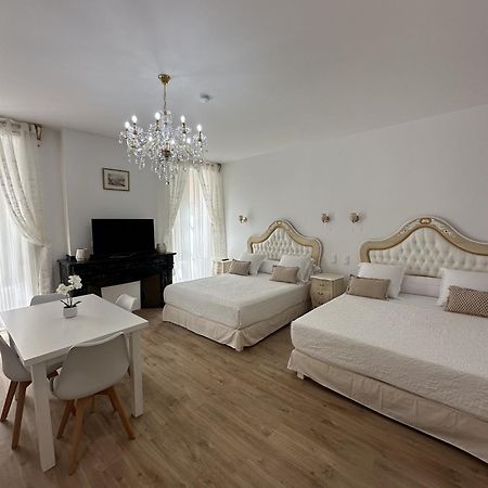 Studio Familial Du Cloitre Narbonne Ngoại thất bức ảnh