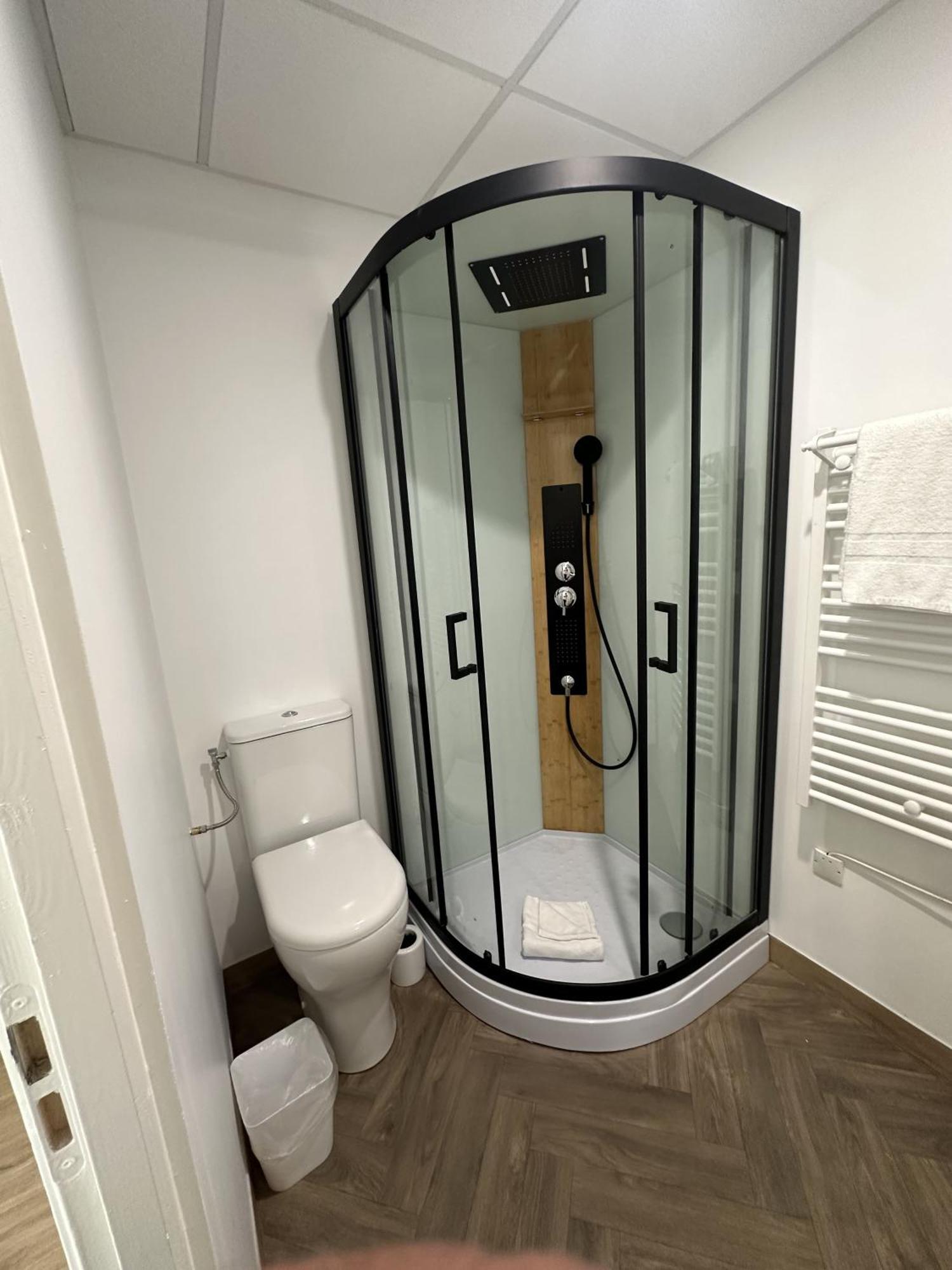 Studio Familial Du Cloitre Narbonne Ngoại thất bức ảnh