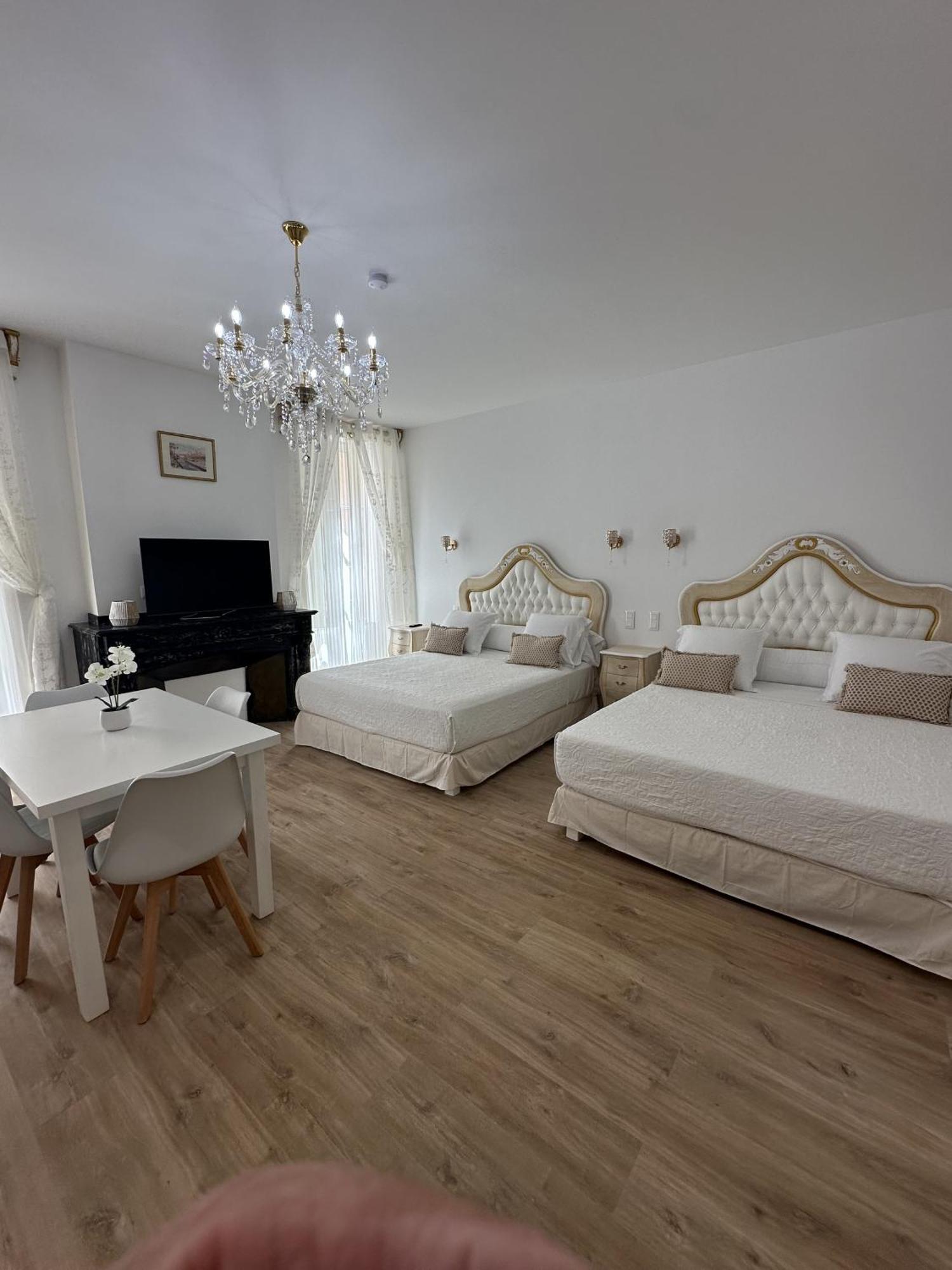 Studio Familial Du Cloitre Narbonne Ngoại thất bức ảnh
